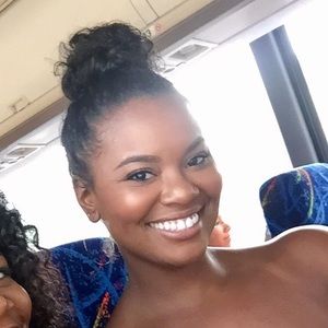 Meet your Posher, Whitney